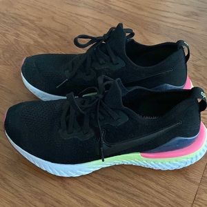 NIKE EPIC REACT Flyknit 2- woman’s 9.5